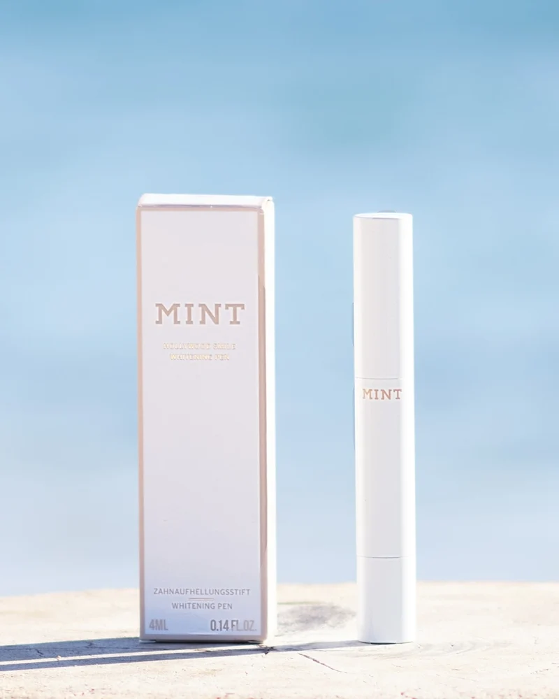 HOLLYWOOD SMILE WHITENING PEN