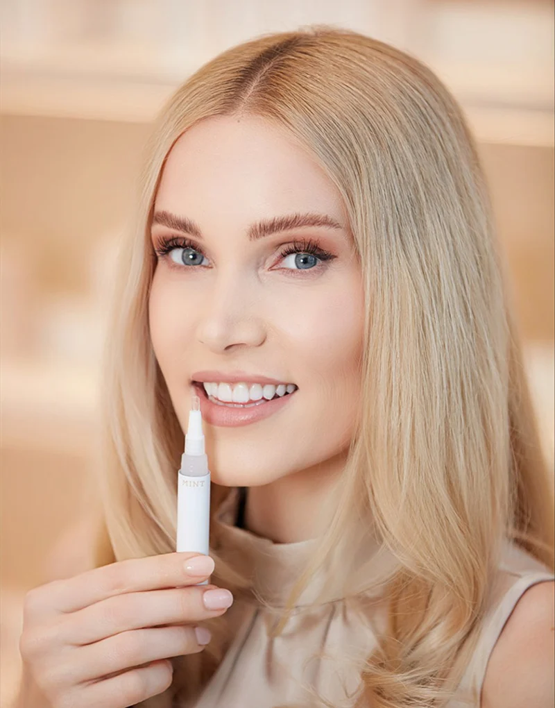 HOLLYWOOD SMILE WHITENING PEN