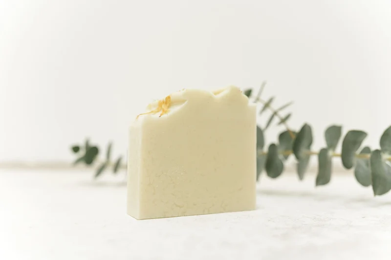 White Sunflower Seife