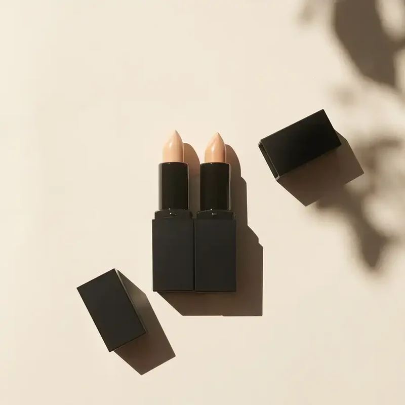 Bio-Concealer | natürlich, vegan + effektiv – für Makellose Haut in 2 Nuancen