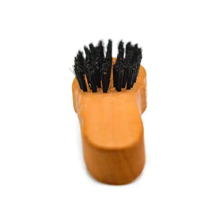 Profi-Haarbürste Fingerform "Die Ergonomische" aus Birnbaumholz & Wildschweinborste