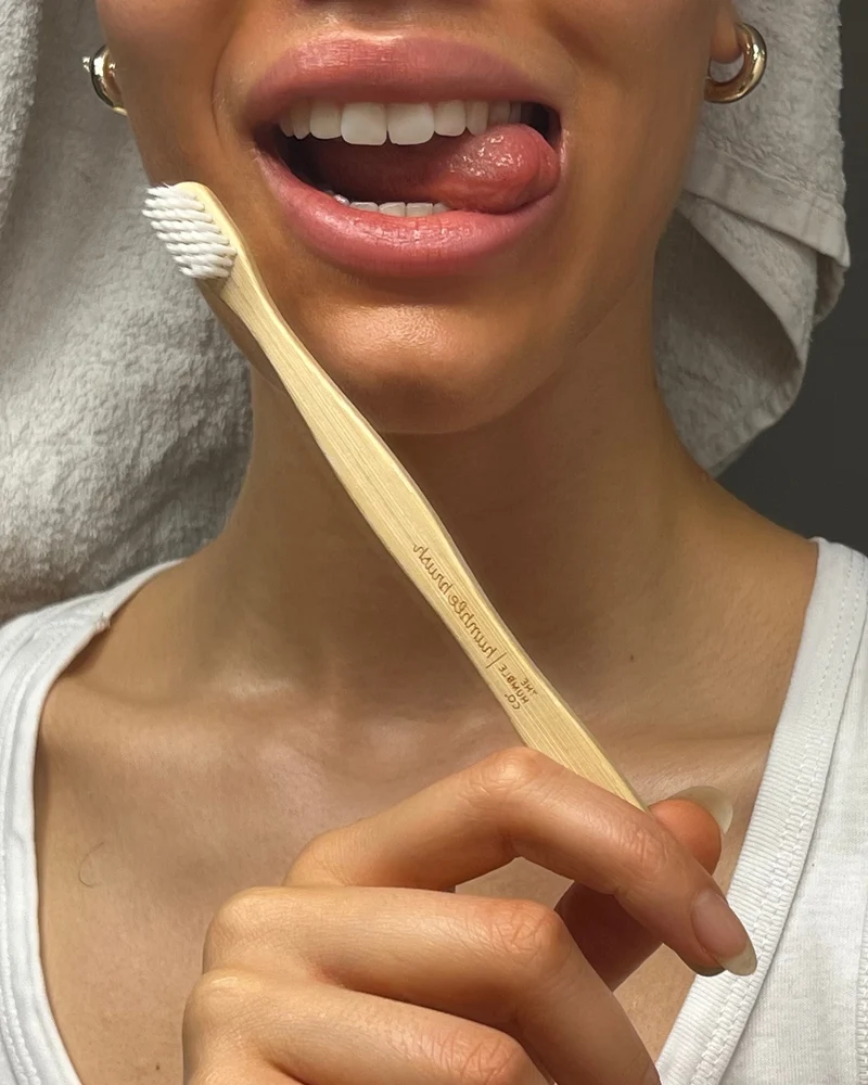 Humble Brush - Sensitive - Black