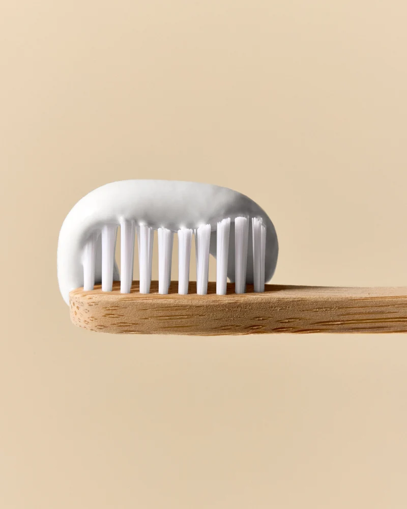 Humble Brush Bamboo - Soft - White