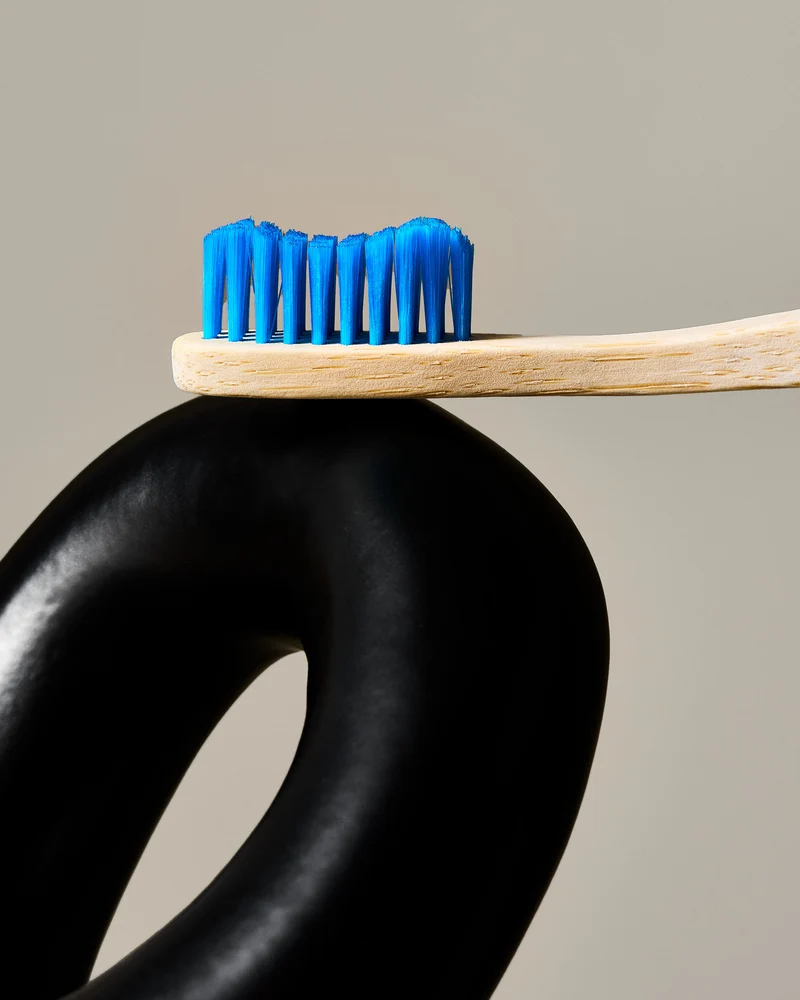 Humble Brush Bamboo - Medium - Blue
