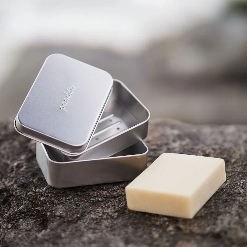 Seifendose aus Aluminium mit Abtropfgitter