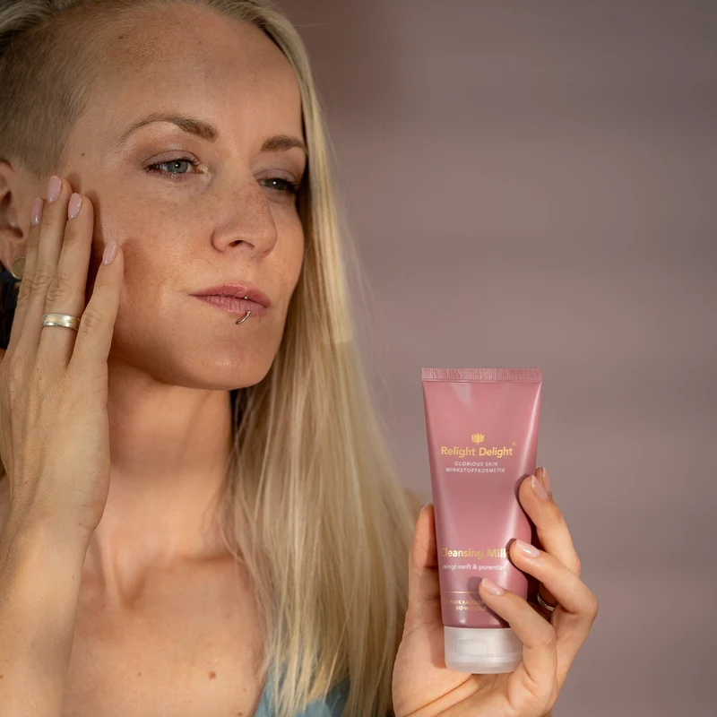Glorious Skin - Cleansing Milk - 100ml
