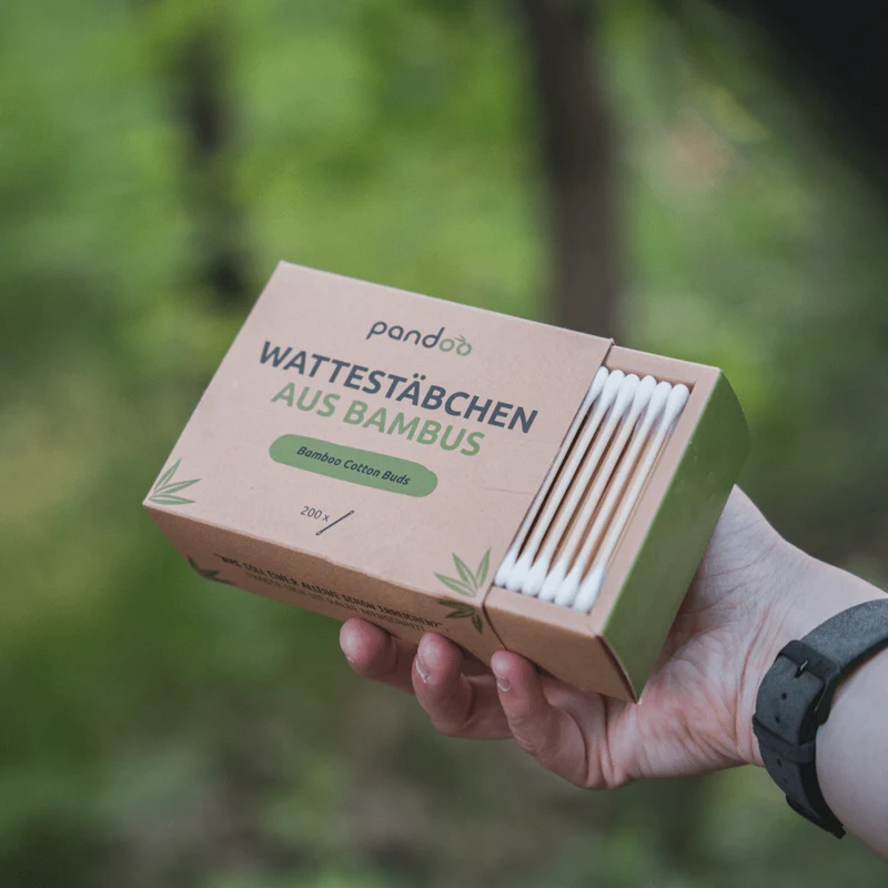 Plastikfreie Wattestäbchen aus Bambus und Bio-Baumwolle