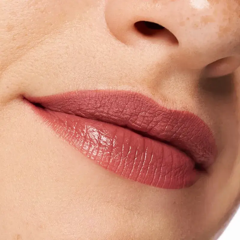 Essence Lipstick Satin Glow Luminous Shine 05 , 3,5 gr