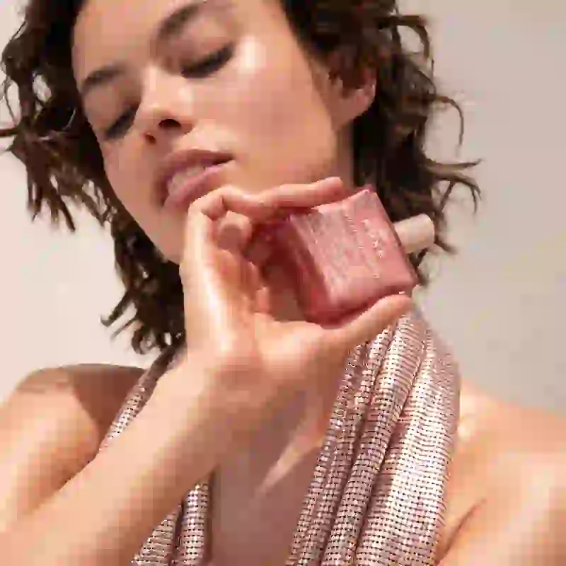 Nuxe Multi-Ranges Glow Infinite Rose Very Rose Lip Serum + Huile Prod Floral Or + Huile Prod Floral Gift Chest