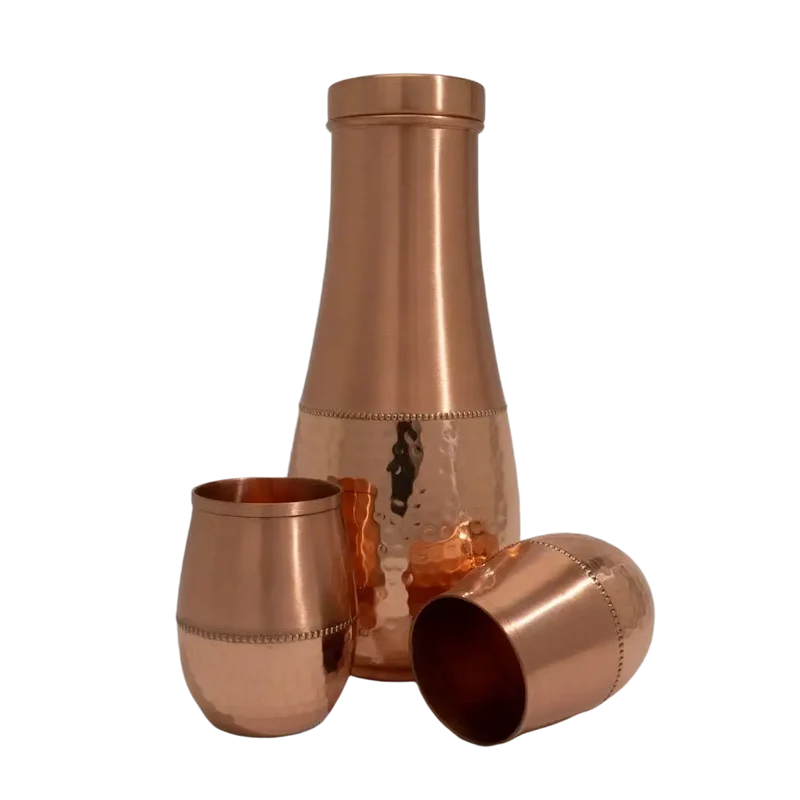 Reines Kupfer-Set mit tropfenförmiger Karaffe und 2 Kupferbechern – Gehämmert ± 950 ml