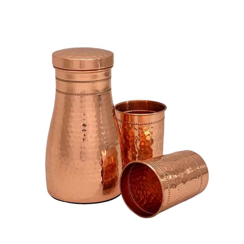 Reines Kupfer-Set mit Karaffe und 2 gehämmerten Kupferbechern – Handgefertigt ± 950 ml
