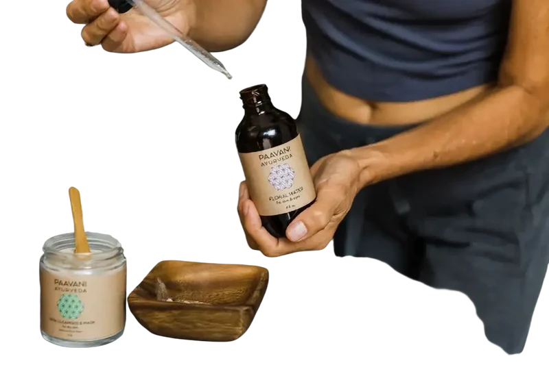 PAAVANI Ayurveda - Blütenwasser | Botanische Feuchtigkeitspflege für Haut & Augen